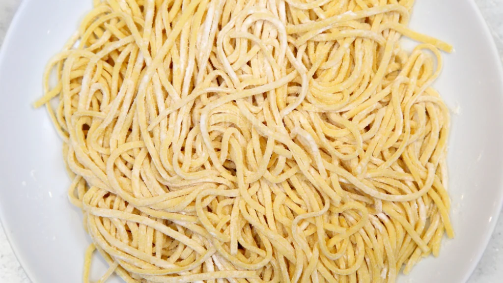 Are Buttered Noodles Healthy to Lose Weight